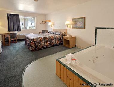 Northwoods Inn And Suites Ely Zimmer foto